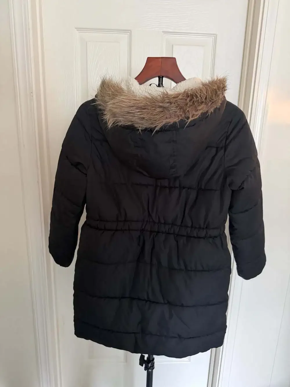 Old Navy Girls Black Hooded Puffer Coat with Faux Fur Trim Size L 10-12